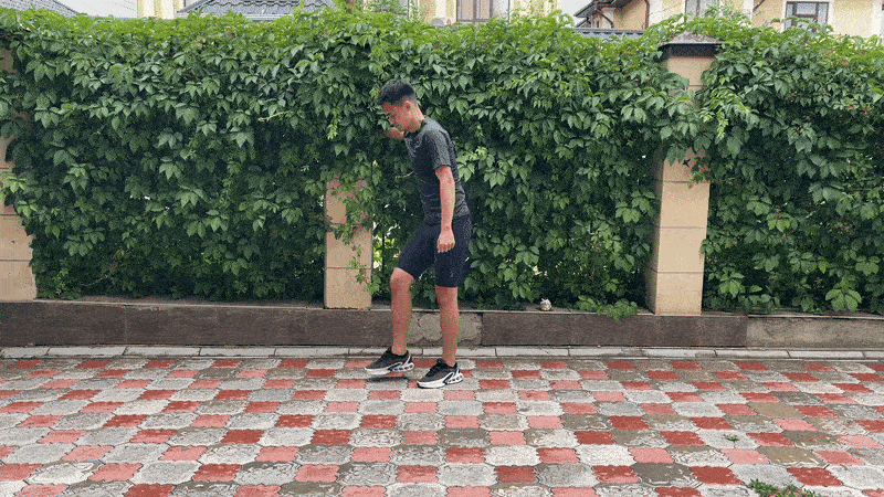 Leg swings side to side right